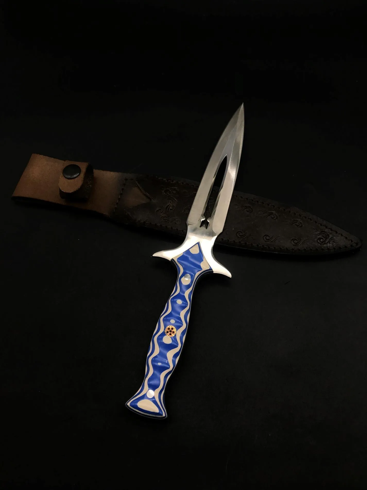 Double Edged Custom Dagger Handcrafted Leather Sheath